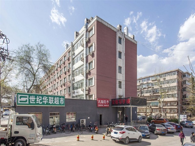 爬坡型滚筒输送机供应商